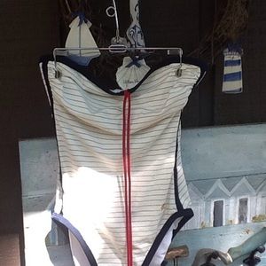 Ladies 1 piece swimsuit size 14